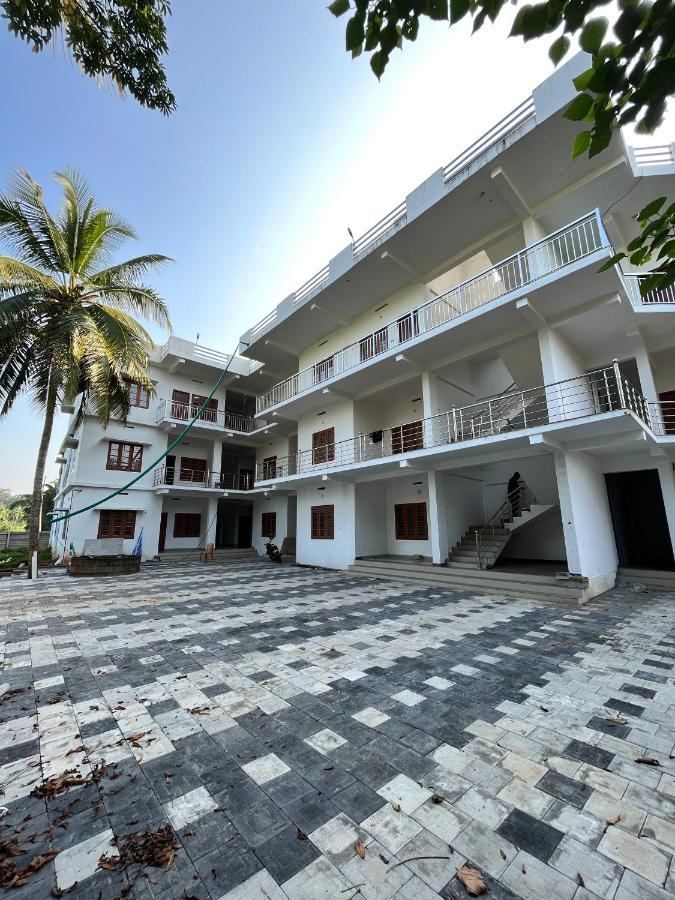 Wayanad Biriyomz Residency, Kalpatta, Low Cost Rooms And Deluxe Apartment Luaran gambar