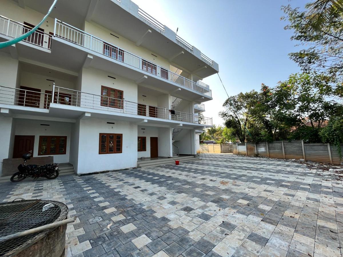 Wayanad Biriyomz Residency, Kalpatta, Low Cost Rooms And Deluxe Apartment Luaran gambar